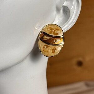 Vintage Autumn Hues Caramel Enamel Paisley Swirl Oval Pierced Earrings B27